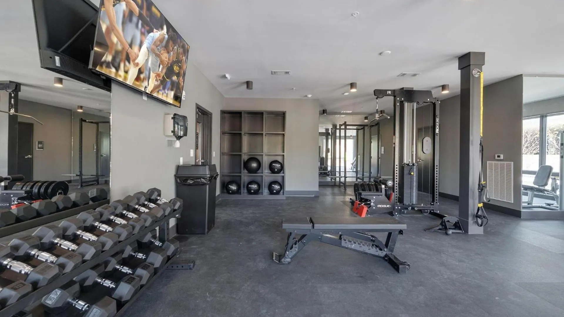Holiday home Penthouse Blues-Odyssey-Pool & Gym-Mins 2 Broadway Villa Nashville United States