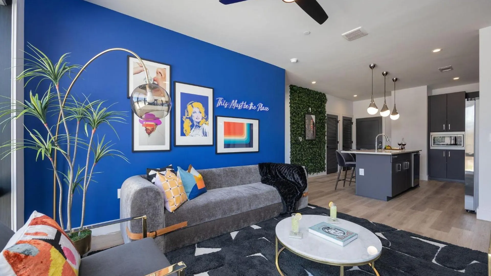 Penthouse Blues-Odyssey-Pool & Gym-Mins 2 Broadway Villa Nashville